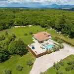Hébergement de vacances Milevoj - Three Bedroom *