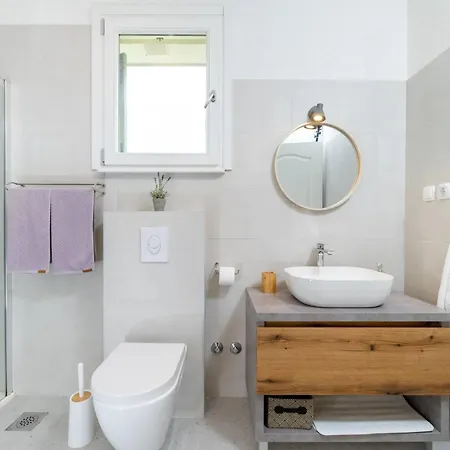 Milevoj - Three Bedroom Feriehus Labin (Istria)
