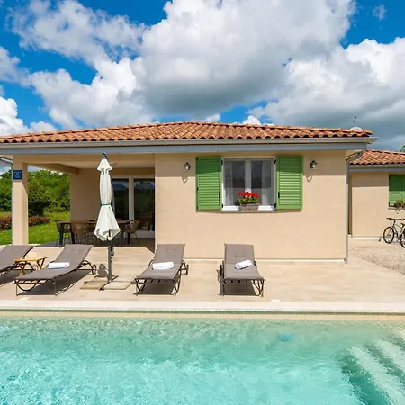 Dom wakacyjny Milevoj - Three Bedroom Labin (Istria)