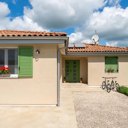 Milevoj - Three Bedroom Dom wakacyjny *