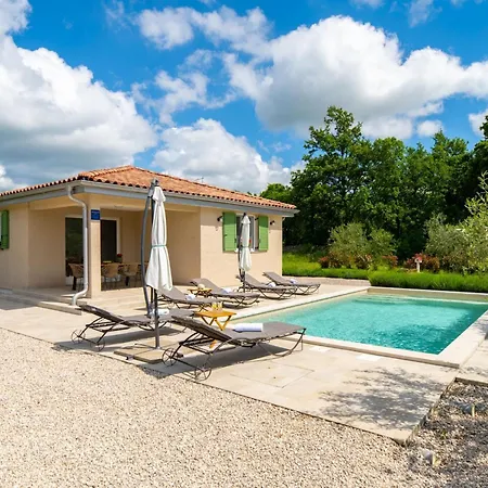 Prázdninový dům Milevoj - Three Bedroom