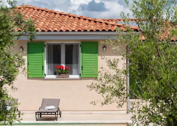 Dom wakacyjny Milevoj - Three Bedroom