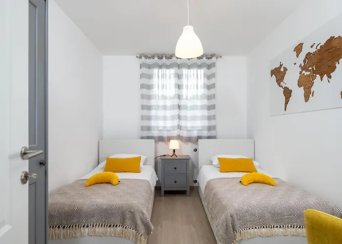 Milevoj - Three Bedroom Labin (Istria)